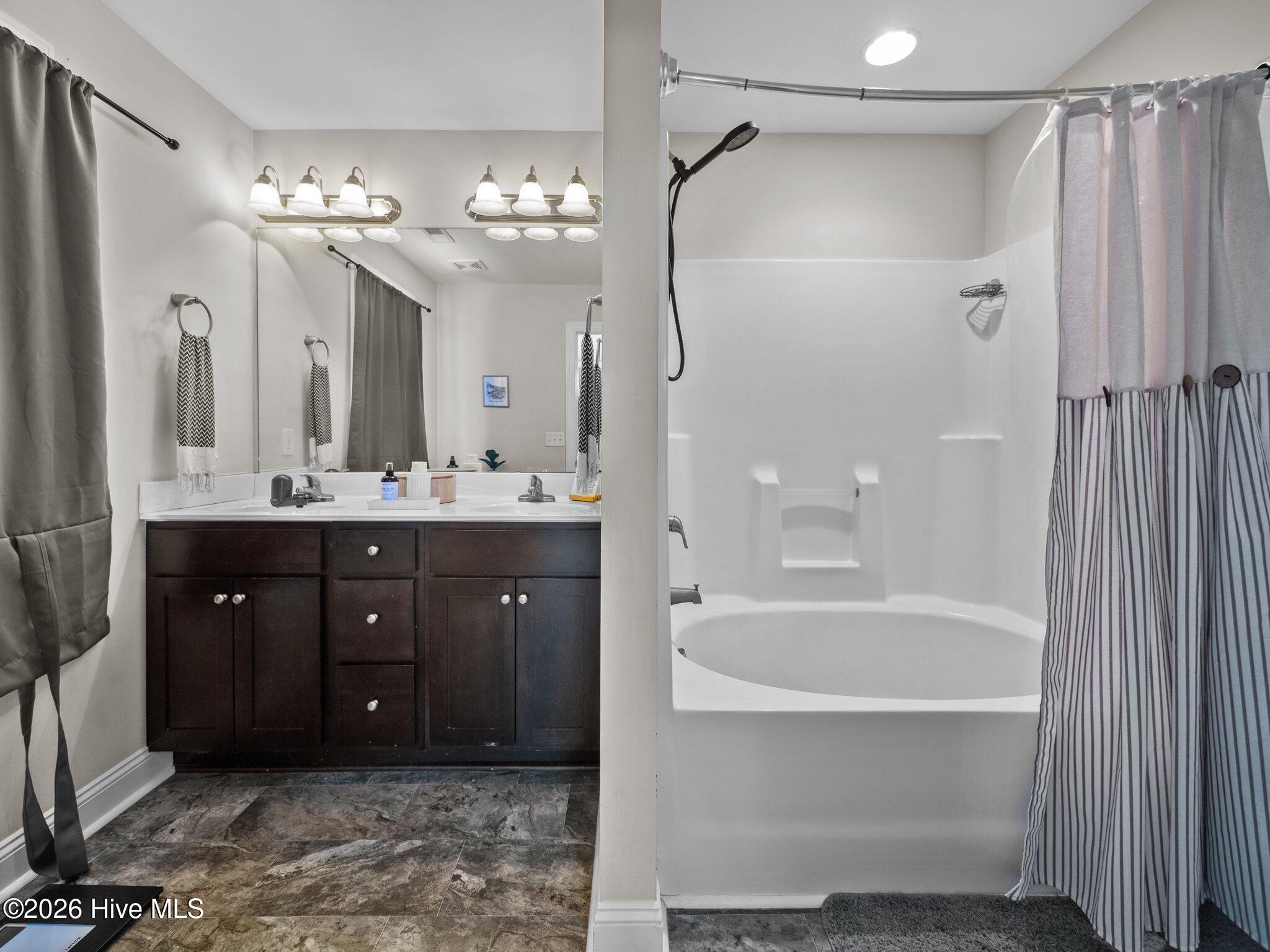 4039 Hunters Trail Jacksonville, NC 28546 - Photo 15 of 36 23-web-or-mls-P7038094