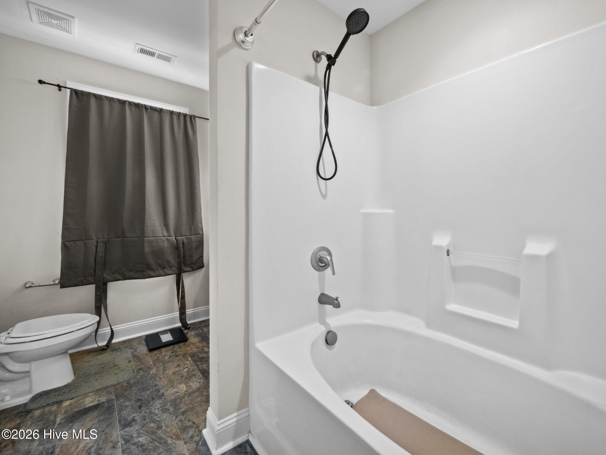4039 Hunters Trail Jacksonville, NC 28546 - Photo 16 of 36 24-web-or-mls-P7038109