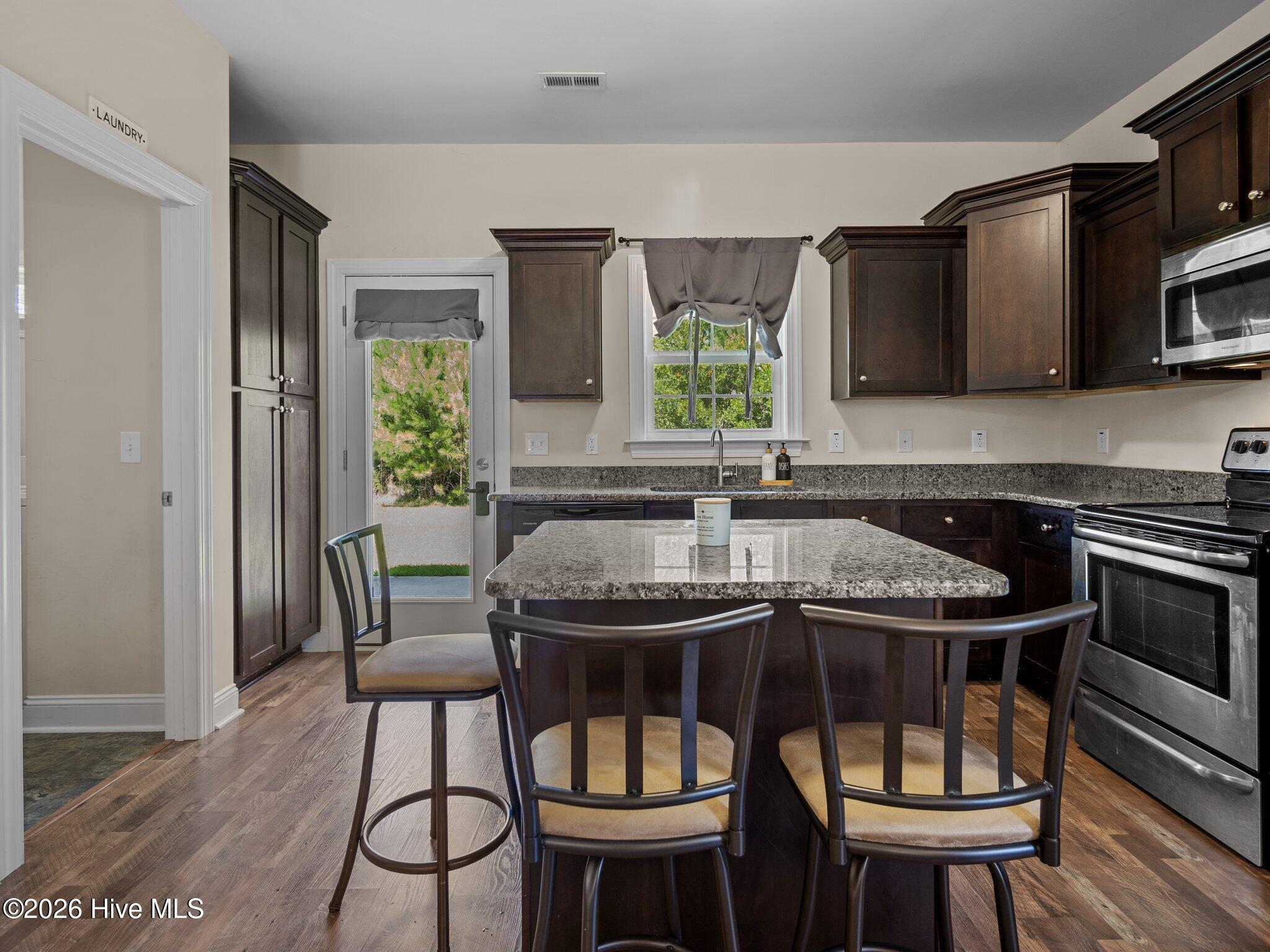 4039 Hunters Trail Jacksonville, NC 28546 - Photo 27 of 36 35-web-or-mls-P7038205