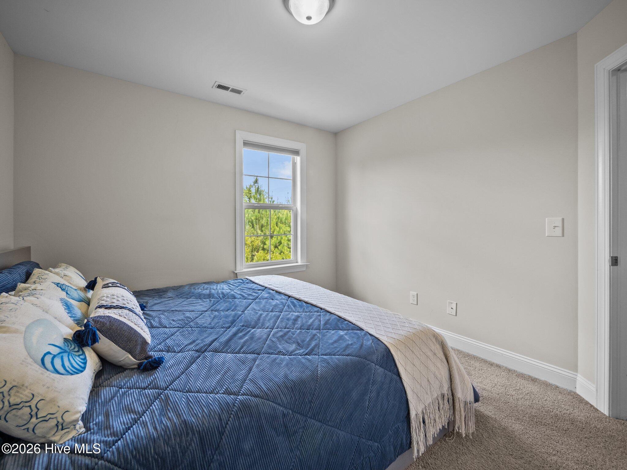 4039 Hunters Trail Jacksonville, NC 28546 - Photo 9 of 36 17-web-or-mls-P7038014