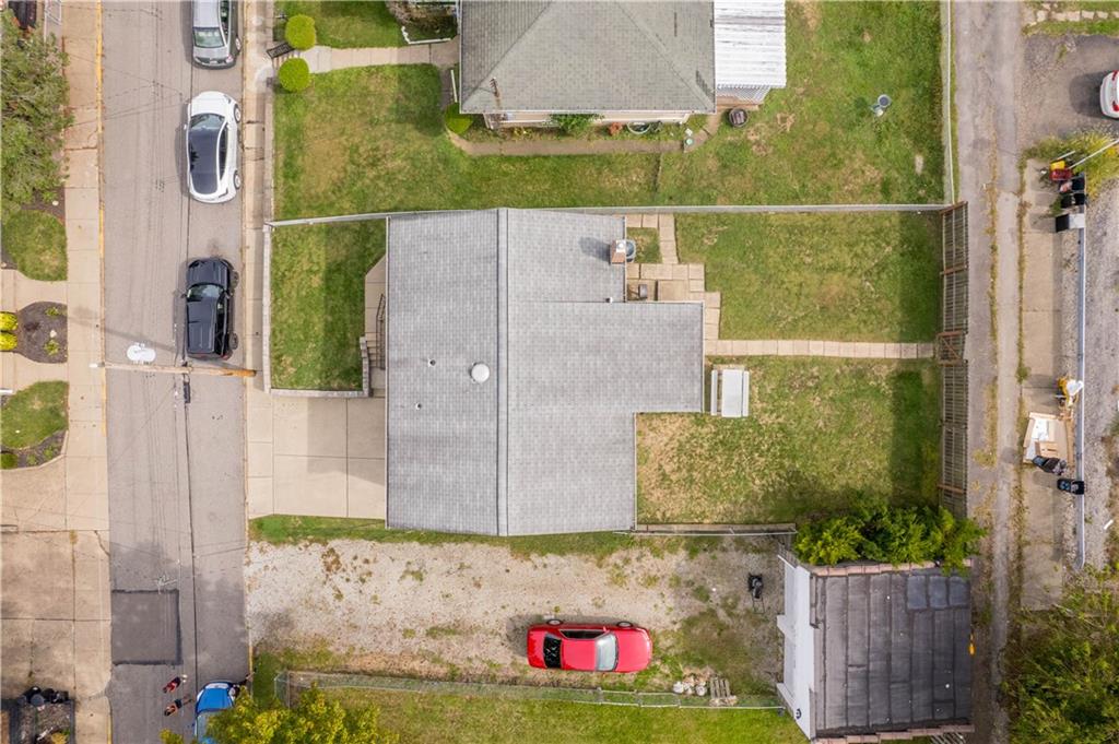 45 Harlem Avenue McKees Rocks, PA 15136 - Photo 28 of 31 a bird view of a house