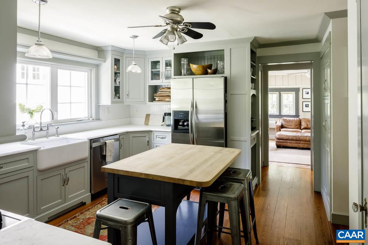 1733 Dairy Road Charlottesville, VA 22903 - Photo 7 of 31 Gallery Image 7