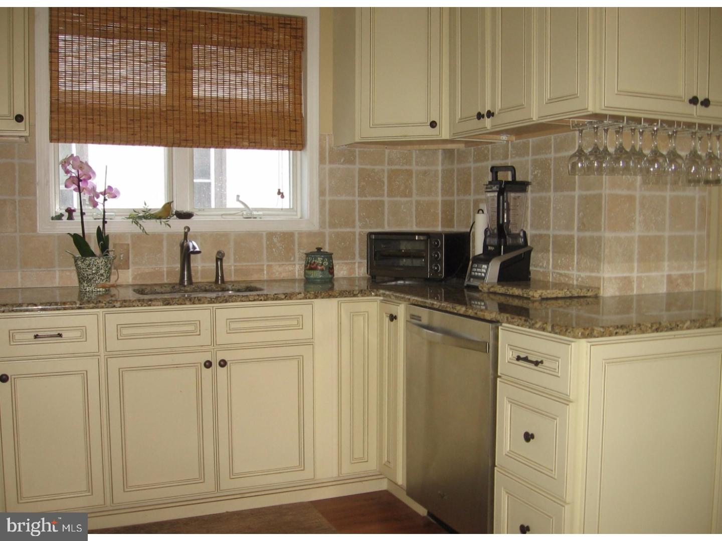 17 Strathmore Road Havertown, PA 19083 - Photo 12 of 25