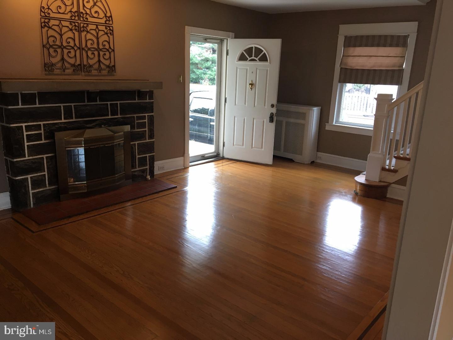 17 Strathmore Road Havertown, PA 19083 - Photo 2 of 25