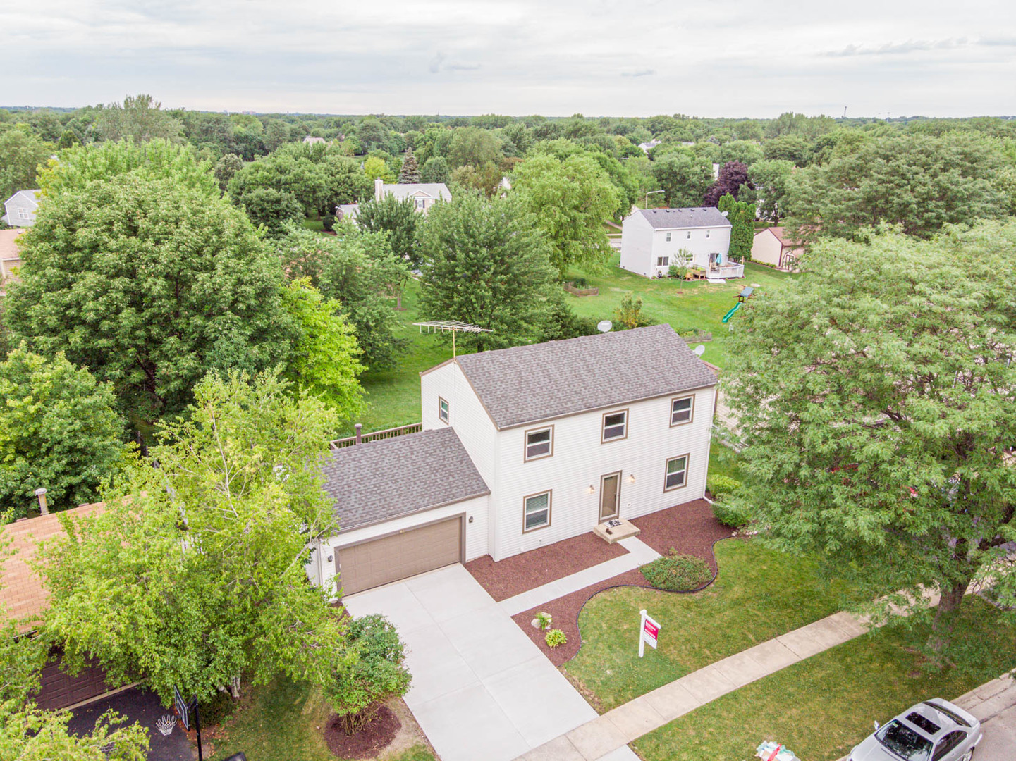 1421 Carleton Circle Naperville, IL 60565 - Photo 34 of 41