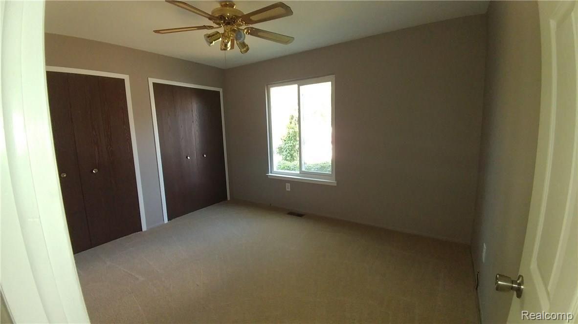 2030 Rector Court Canton, MI 48188 - Photo 22 of 42 20170815_171313.jpg