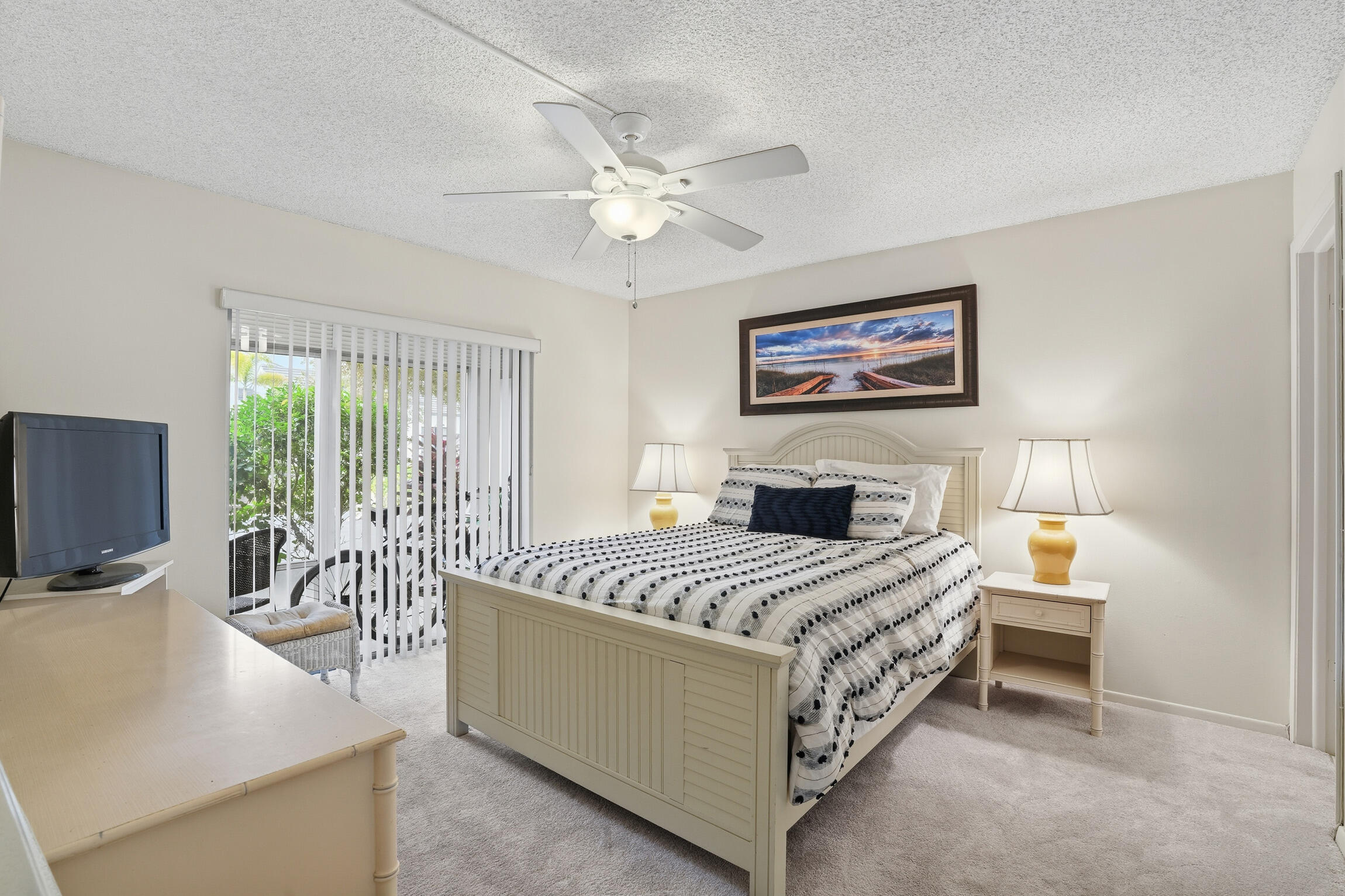 3150 Binnacle Drive, Unit 115 Naples, FL 34103 - Photo 15 of 28 20_3150 binnacle dr unit 115-020