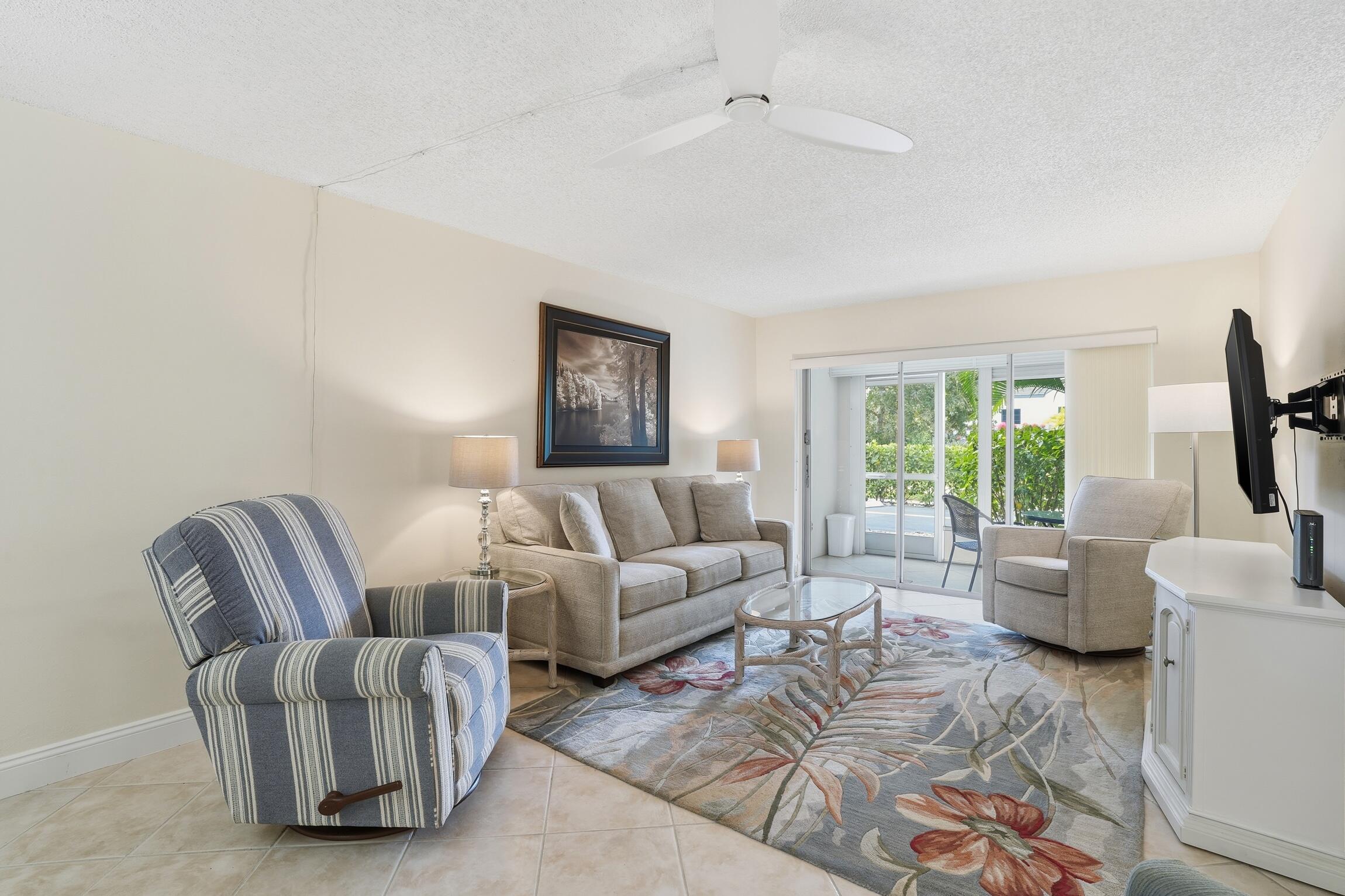 3150 Binnacle Drive, Unit 115 Naples, FL 34103 - Photo 6 of 28 11_3150 binnacle dr unit 115-011