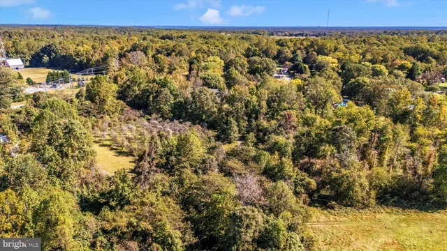 a view of an outdoor space