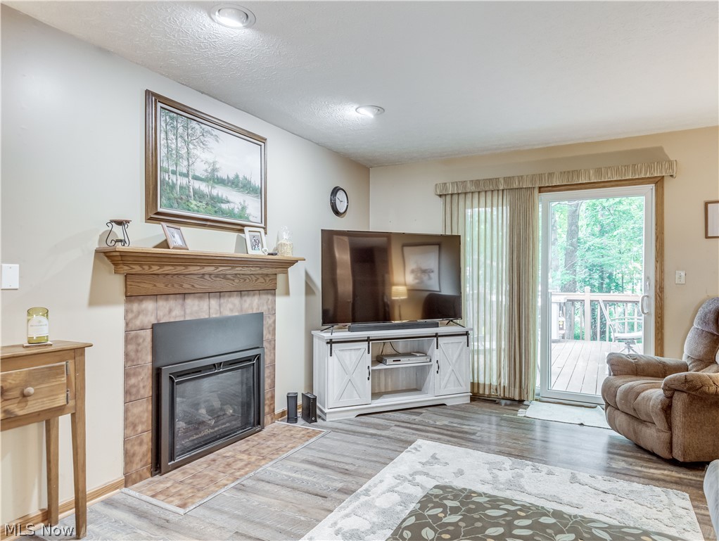 917 Bridge Road Akron, OH 44312 - Photo 9 of 31 Gallery Image 9