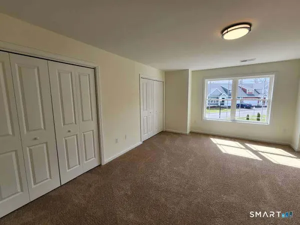 $575,000 | 102 Mulholland Way, Unit 52, North Haven, CT 06473