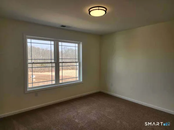 $575,000 | 102 Mulholland Way, Unit 52, North Haven, CT 06473