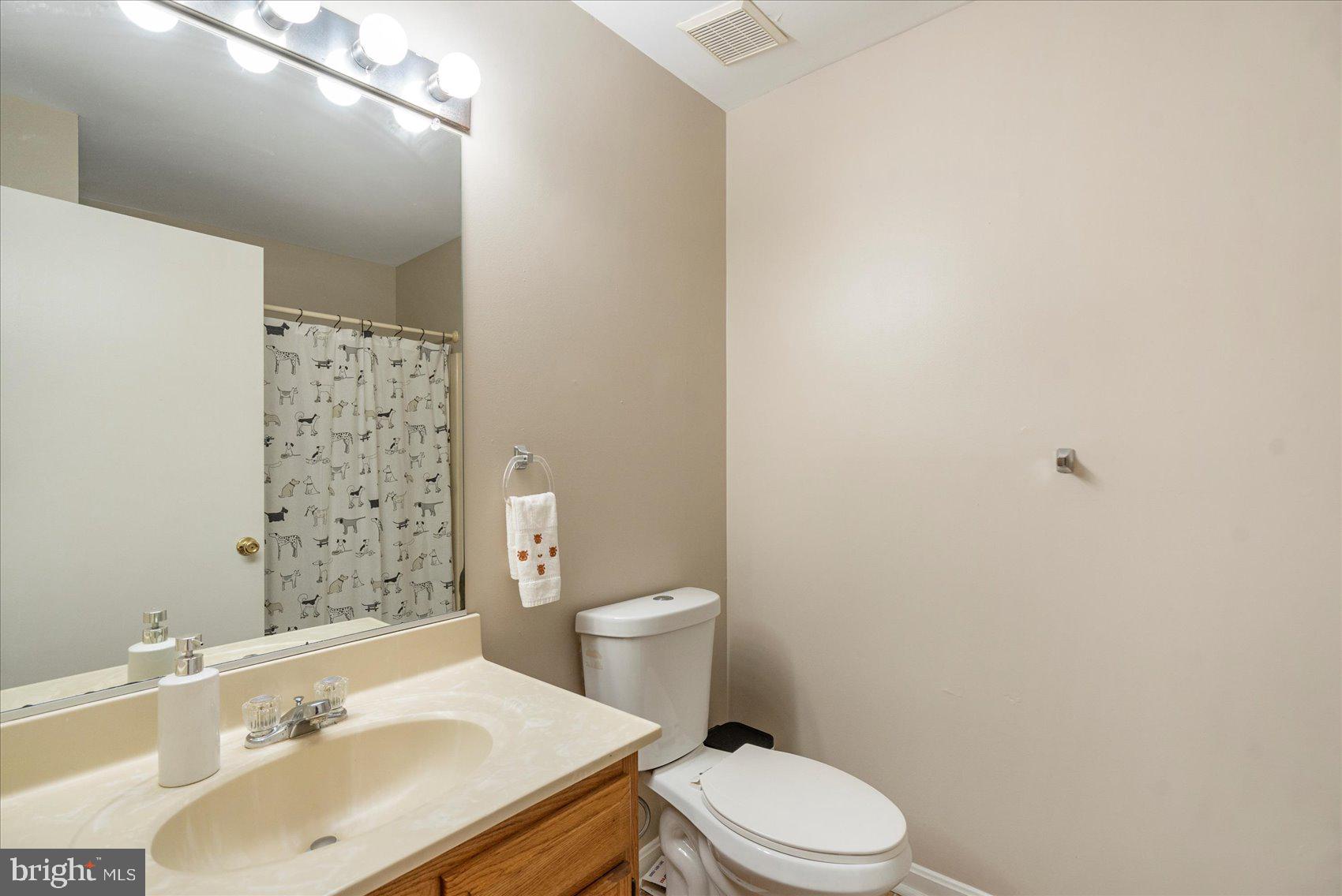 614 Orems Road Essex, MD 21221 - Photo 22 of 41 Full Bath-Main Level