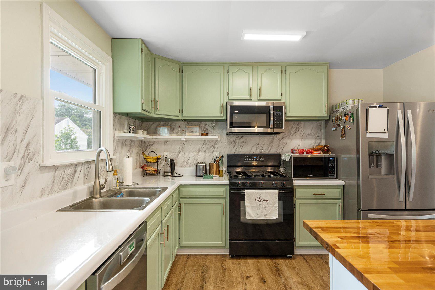 614 Orems Road Essex, MD 21221 - Photo 10 of 41 Kitchen