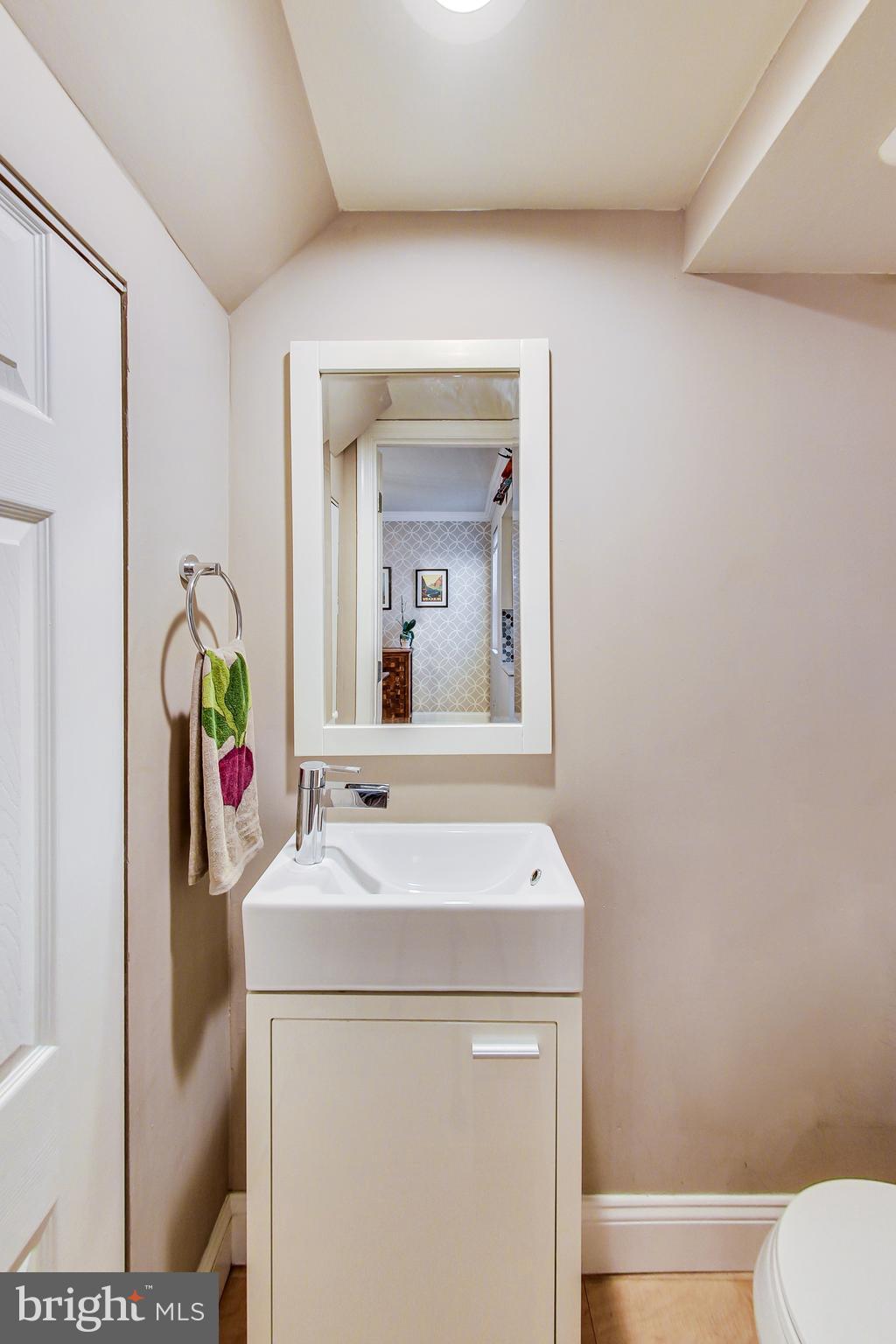 1629 Rosedale Street Northeast Washington, DC 20002 - Photo 10 of 32 Convenient first floor washroom