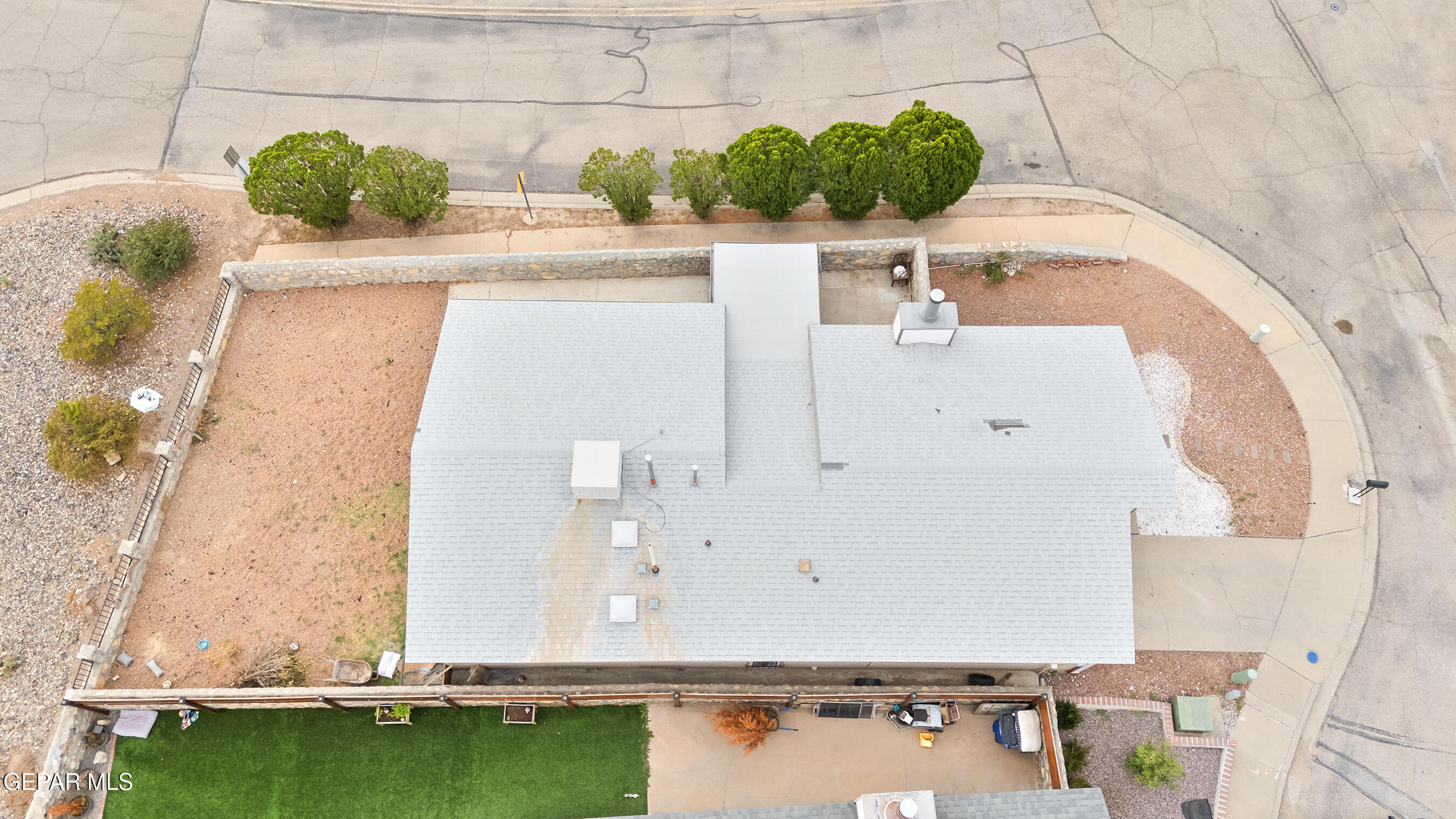 6900 Ridge Top Drive El Paso, TX 79904 - Photo 28 of 32 view of living room with furniture and floor to ceiling window