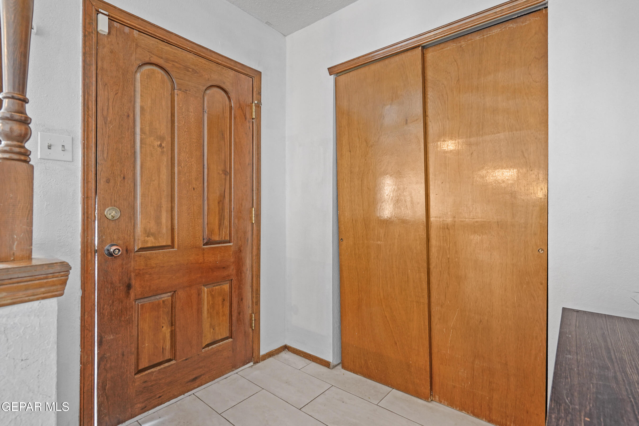 6900 Ridge Top Drive El Paso, TX 79904 - Photo 6 of 32 a view of front door