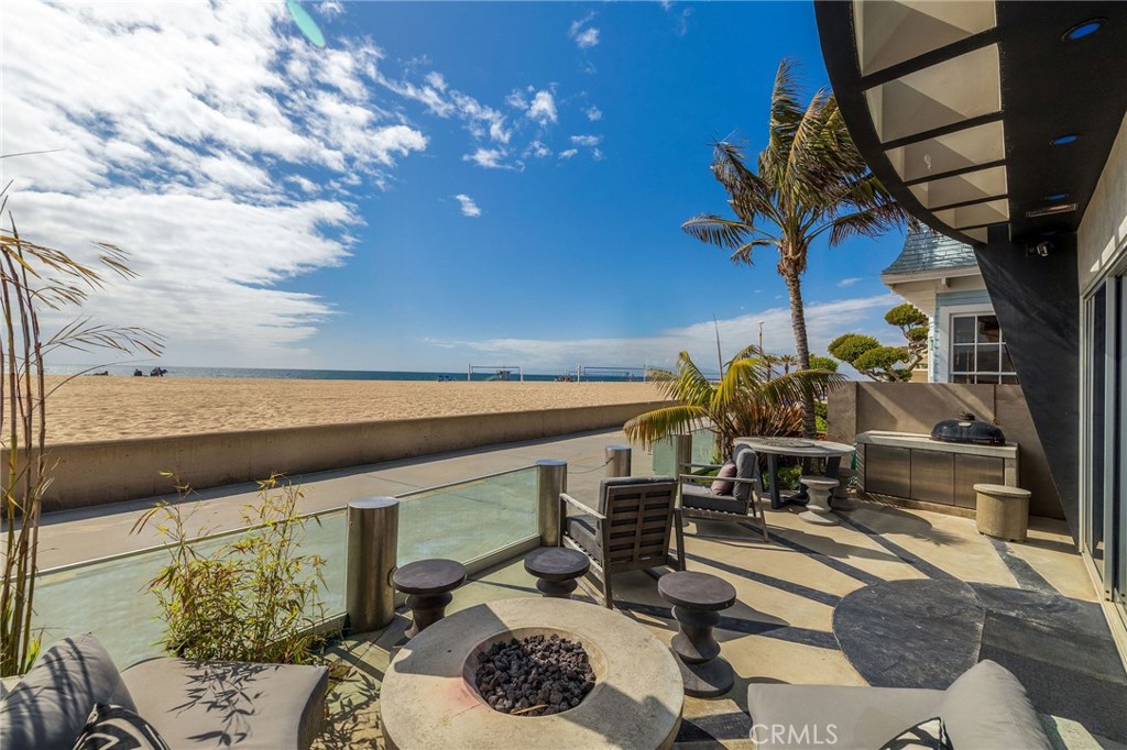 2024 The Strand Hermosa Beach, CA 90254 - Photo 3 of 65
