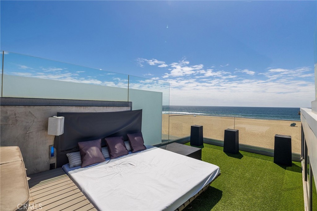 2024 The Strand Hermosa Beach, CA 90254 - Photo 38 of 65
