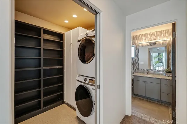 $38,750 | 2024 The Strand, Hermosa Beach, CA 90254