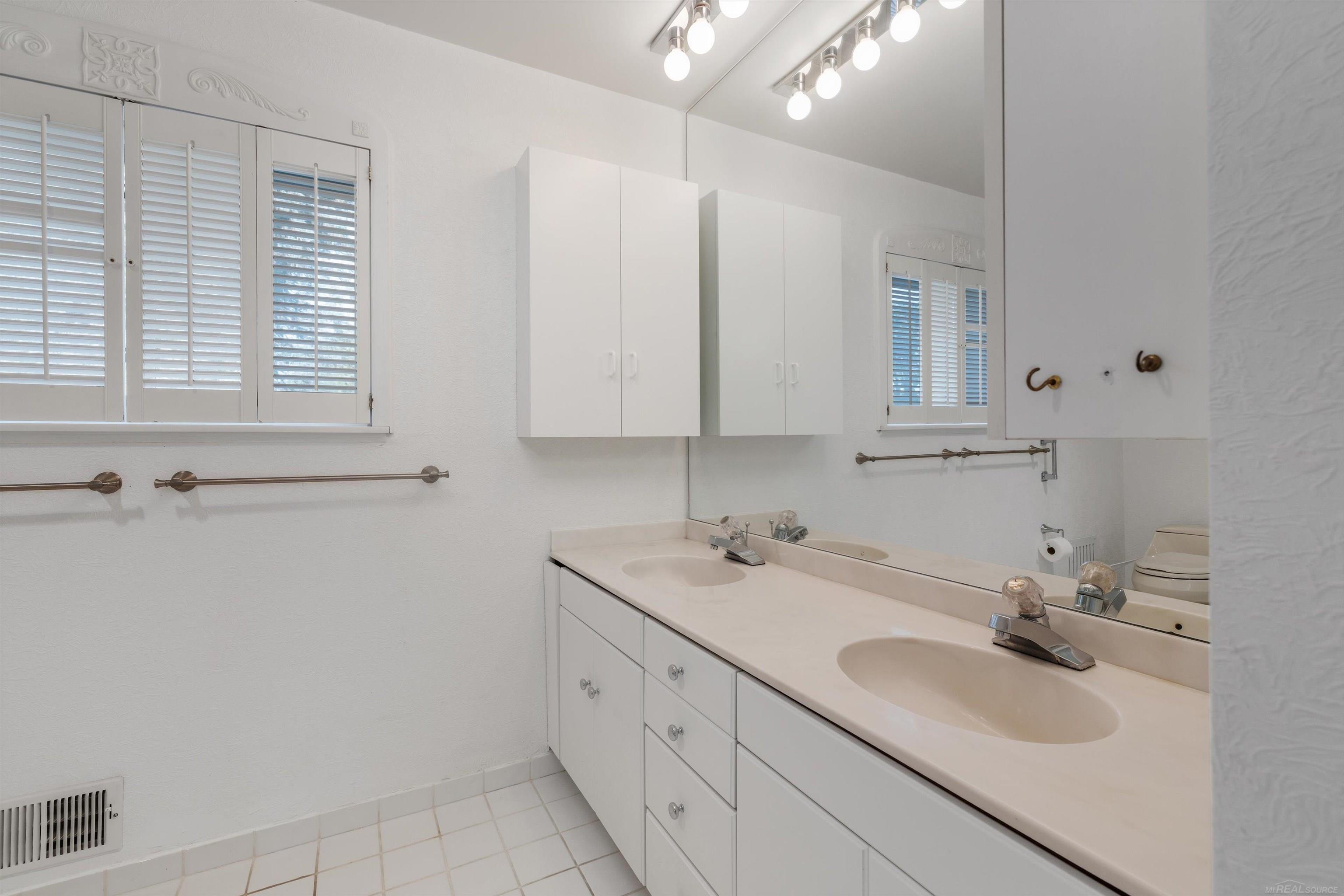 1131 Audubon Road Grosse Pointe Park, MI 48230 - Photo 36 of 80