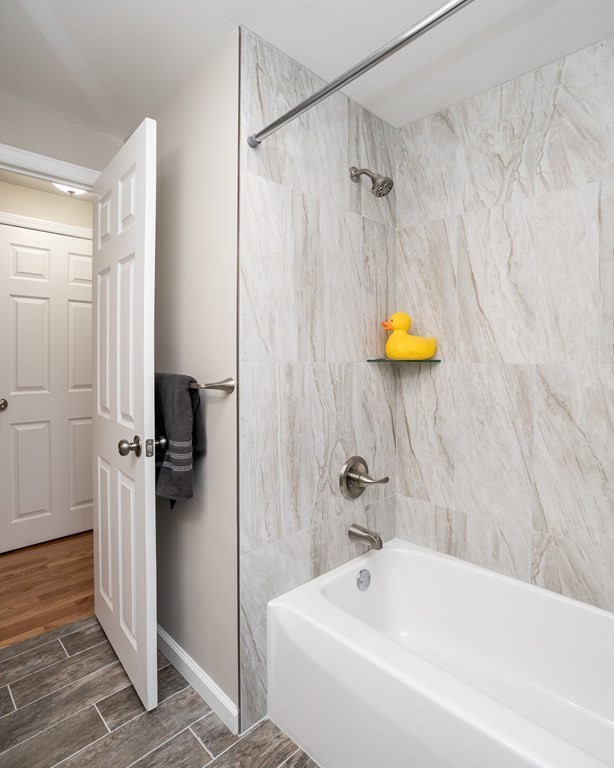 111 Huron Street Springfield, MA 01104 - Photo 12 of 27 Gallery Image 12