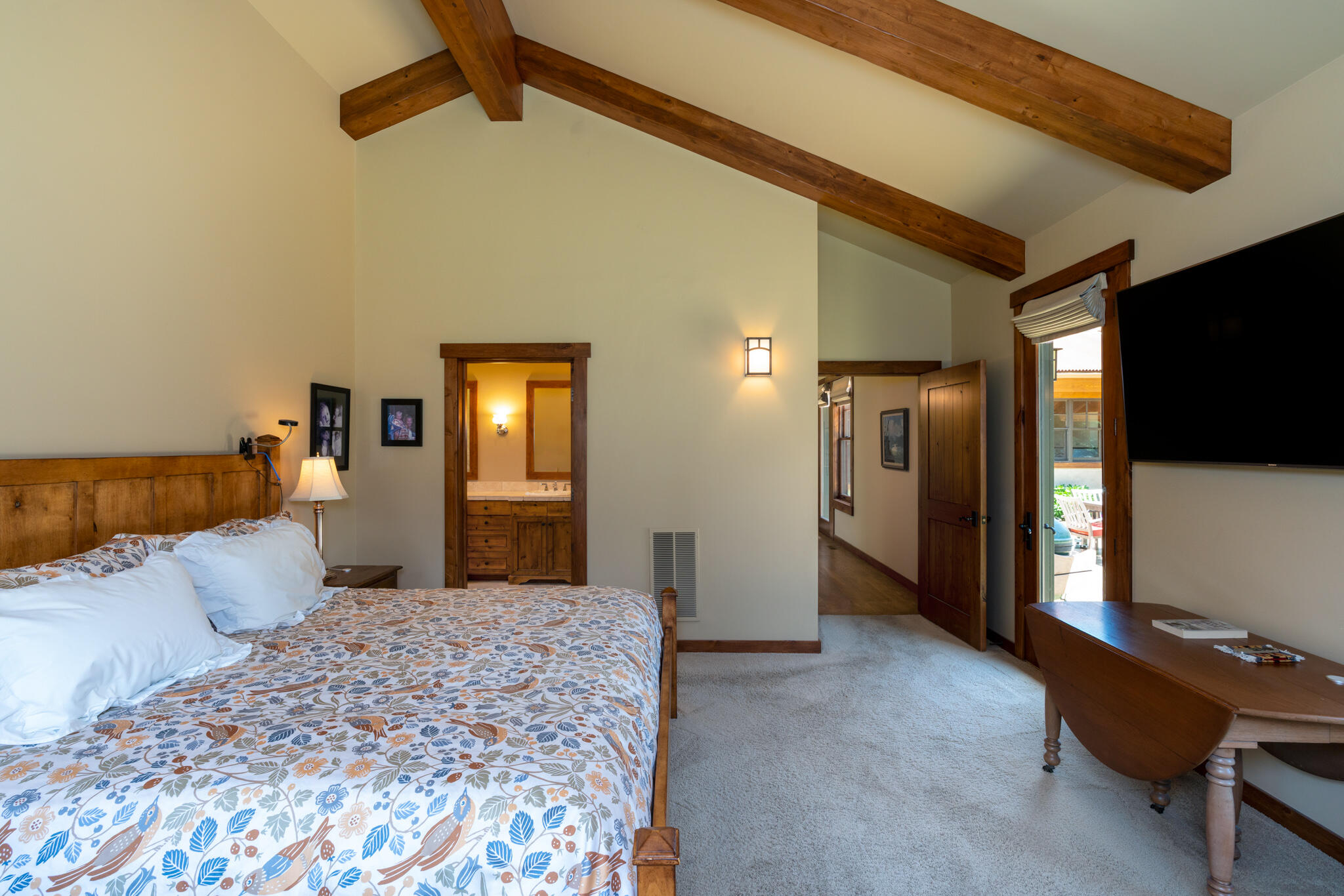 113 Snowplant Road Hailey, ID 83333 - Photo 9 of 26 Primary Bedroom
