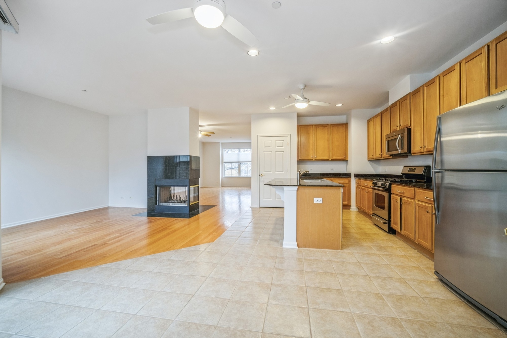 1950 Beaumont Place Northbrook, IL 60062 - Photo 5 of 10 a view of kitchen with furniture and refrigerator