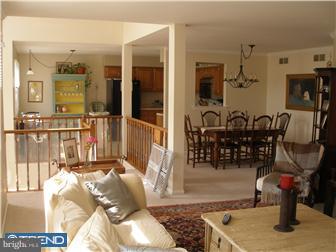 39 Trafalgar Road, Unit 25 Doylestown, PA 18901 - Photo 3 of 12 Living Room