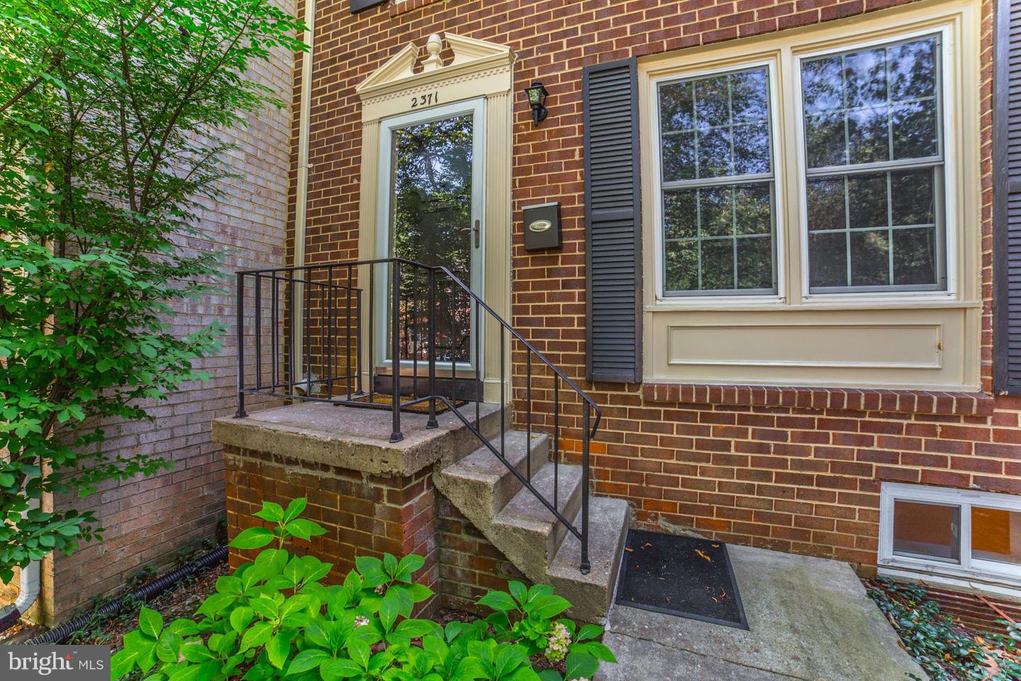 2371 Albot Road Reston, VA 20191 - Photo 1 of 25 Exterior (Front)