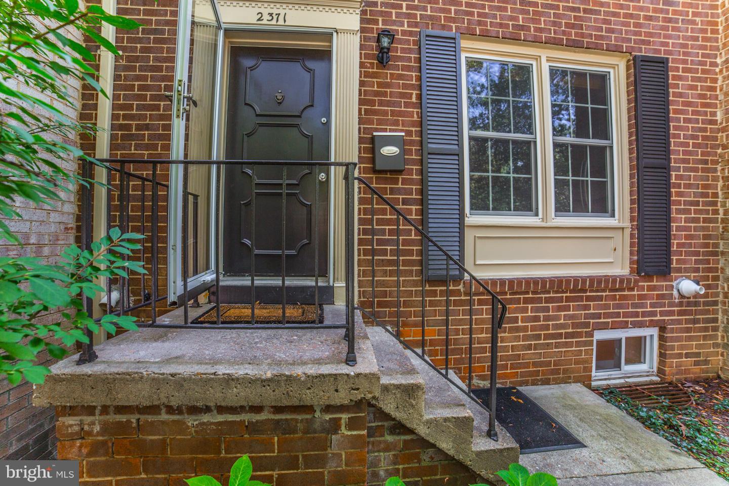 2371 Albot Road Reston, VA 20191 - Photo 2 of 25 Exterior (Front)