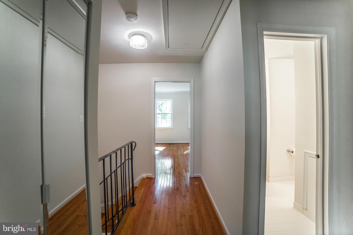2371 Albot Road Reston, VA 20191 - Photo 14 of 25 Interior (General)