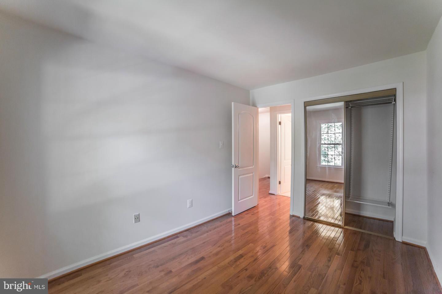 2371 Albot Road Reston, VA 20191 - Photo 22 of 25 Bedroom