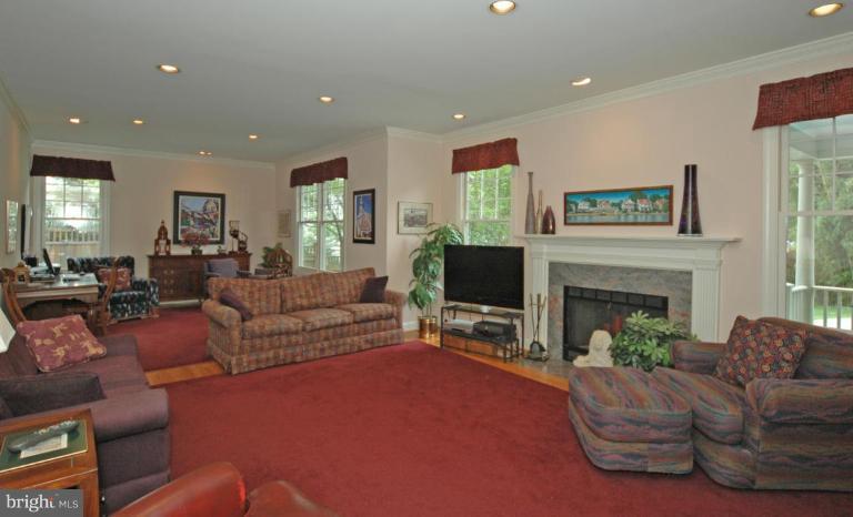 7802 Aberdeen Road Bethesda, MD 20814 - Photo 13 of 30 Family Room