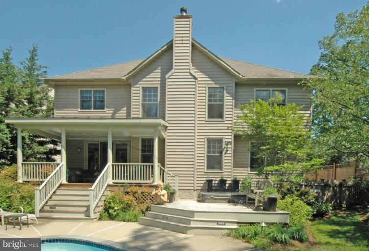 7802 Aberdeen Road Bethesda, MD 20814 - Photo 5 of 30 Exterior (Rear)