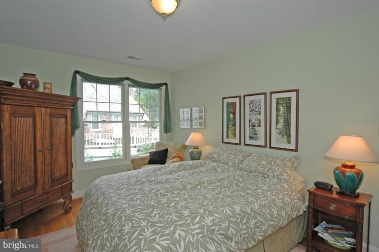 7802 Aberdeen Road Bethesda, MD 20814 - Photo 6 of 30 Bedroom #4
