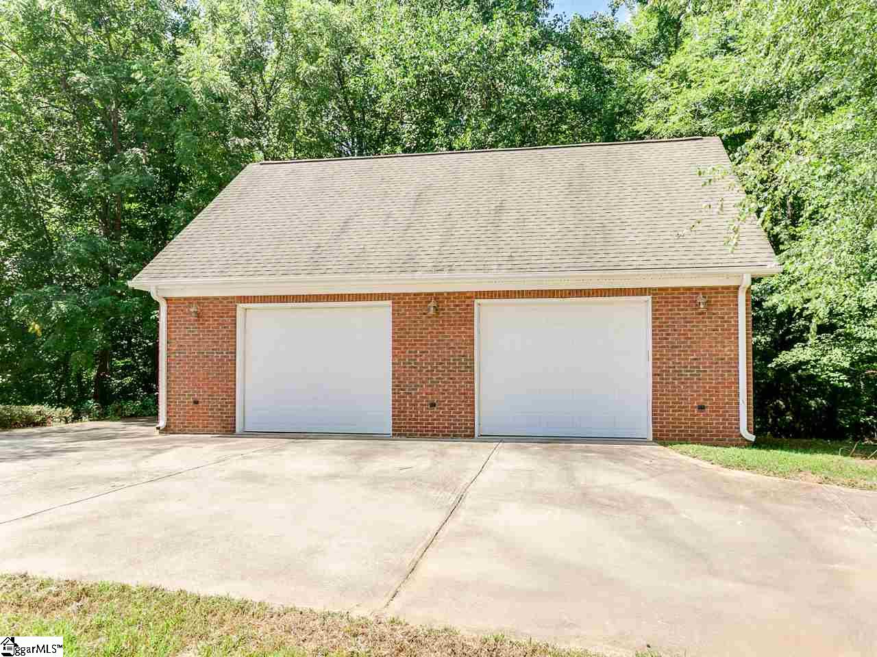 410 State Rd S-42-2289 Greer, SC 29651 - Photo 30 of 34 2 car detached garage