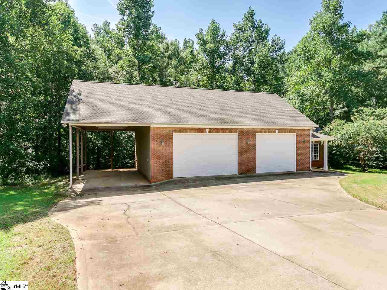 410 State Rd S-42-2289 Greer, SC 29651 - Photo 32 of 34 separate 2 bay shop with office space for home business
