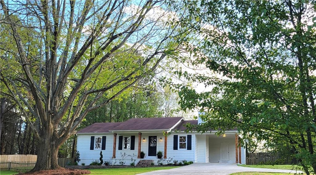 2010 Holman Road Hoschton, GA 30548 - Photo 1 of 1 Gallery Image 1