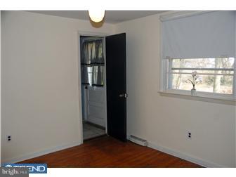 35 Elfreth Road Huntingdon Valley, PA 19006 - Photo 8 of 11 Bedroom 2
