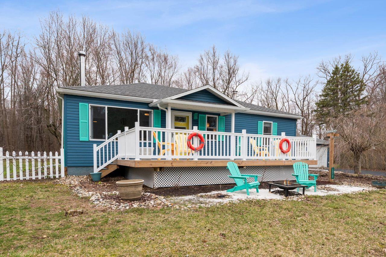 13312 Wilson Road New Buffalo, MI 49117 - Photo 1 of 29 01_Exterior