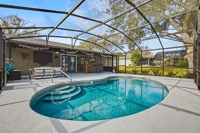 $299,000 | 36464 Doral Drive, Grand Island, FL 32735