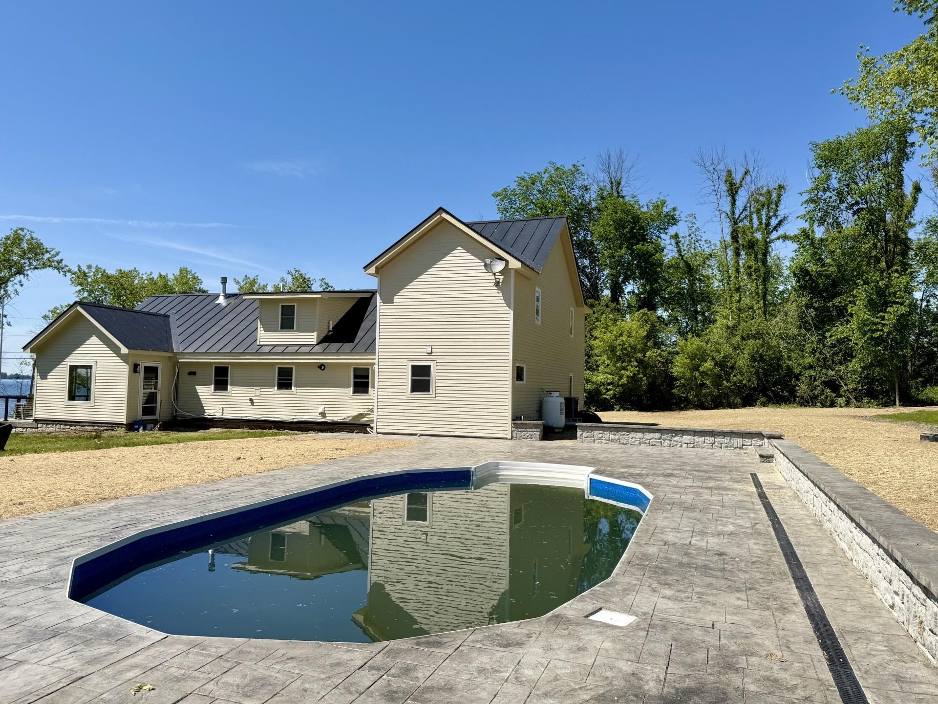 3953 West Shore Road Alburgh, VT 05440 - Photo 4 of 48
