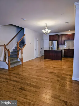 $2,800 | 23481 Logans Terrace, Ashburn, VA 20148