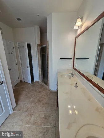 $2,800 | 23481 Logans Terrace, Ashburn, VA 20148