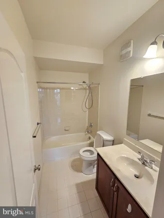 $2,800 | 23481 Logans Terrace, Ashburn, VA 20148