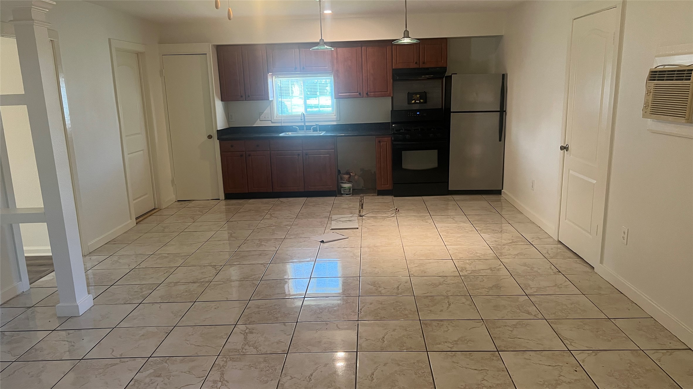 10025 Randolph Street Houston, TX 77075 - Photo 4 of 9