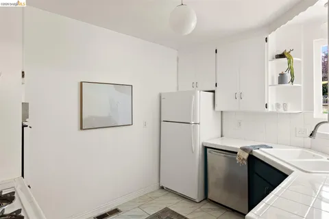 $599,000 | 4546 Virginia Avenue, Oakland, CA 94619
