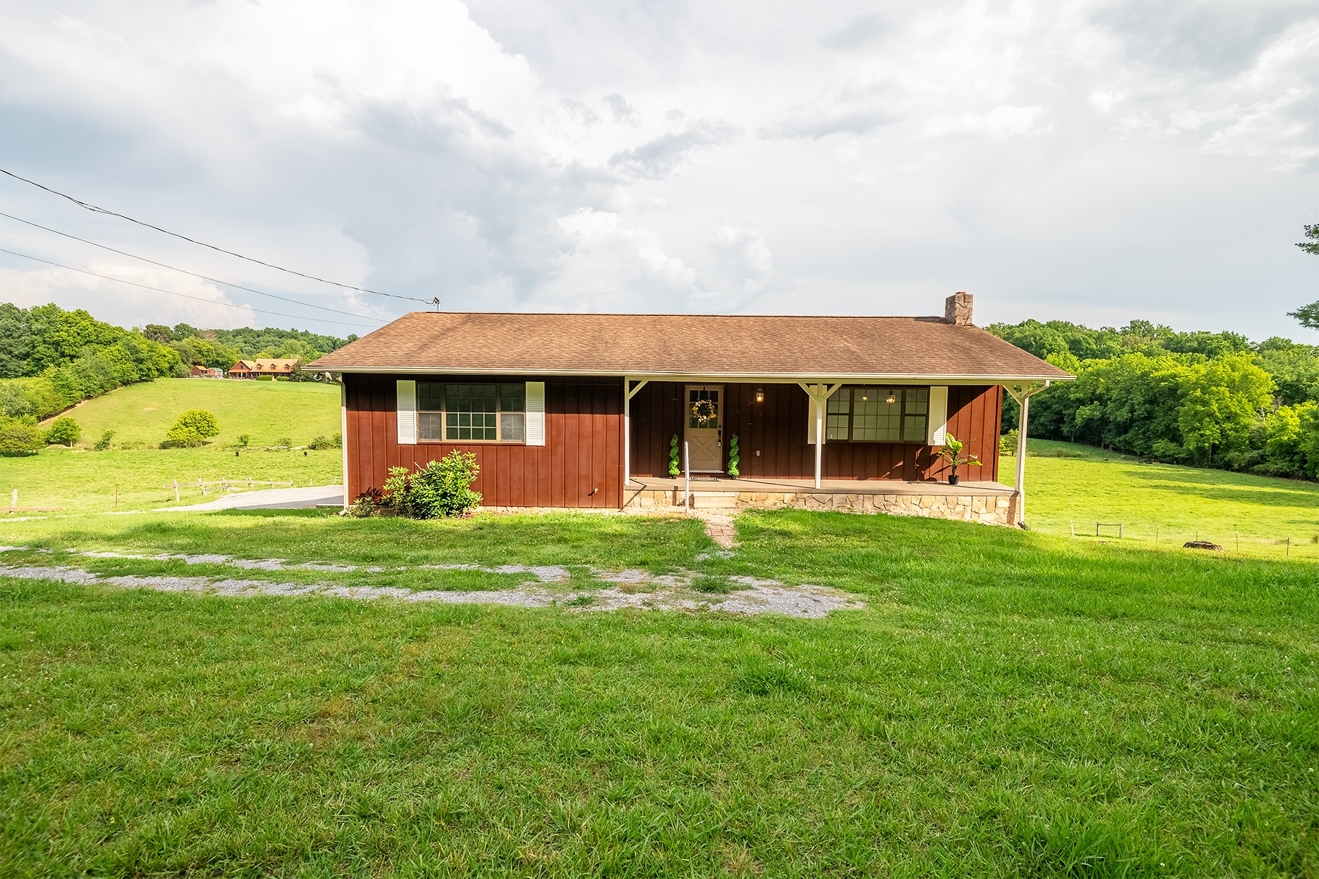 4635 Warrensburg Road Greeneville, TN 37743 - Photo 2 of 55