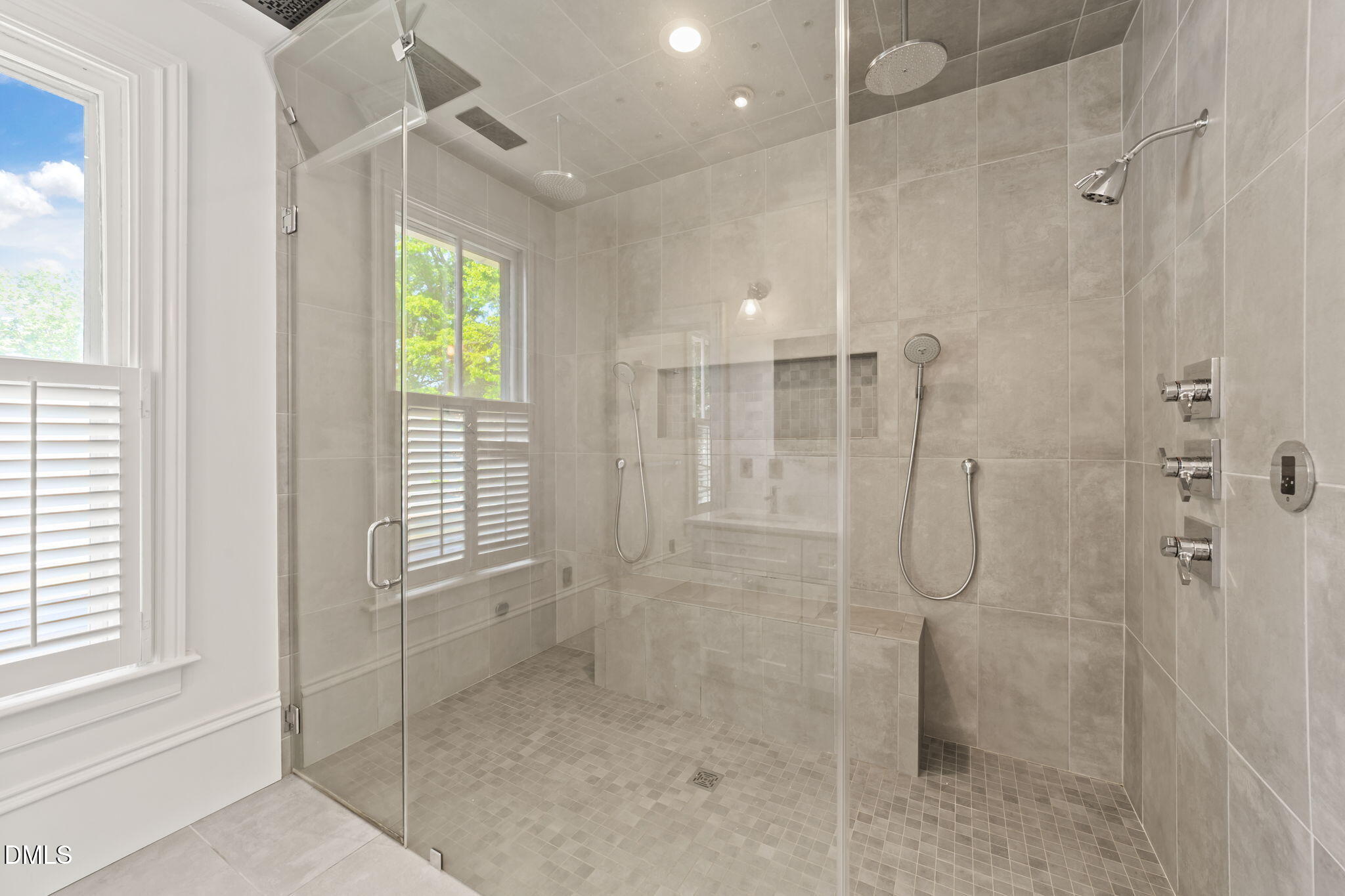 511 Oakwood Avenue Raleigh, NC 27604 - Photo 39 of 65 -
